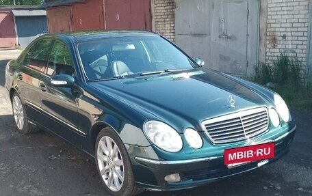 Mercedes-Benz E-Класс, 2004 год, 1 200 000 рублей, 2 фотография