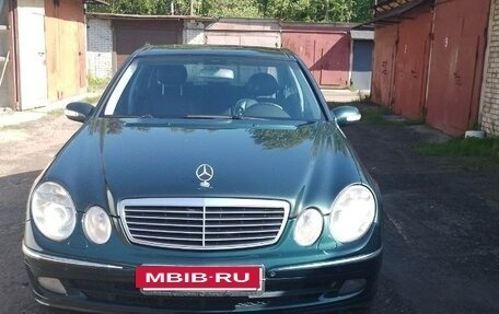 Mercedes-Benz E-Класс, 2004 год, 1 200 000 рублей, 13 фотография