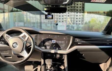 Volkswagen Touareg III, 2020 год, 5 950 000 рублей, 8 фотография