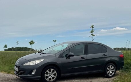 Peugeot 408 I рестайлинг, 2012 год, 690 000 рублей, 2 фотография