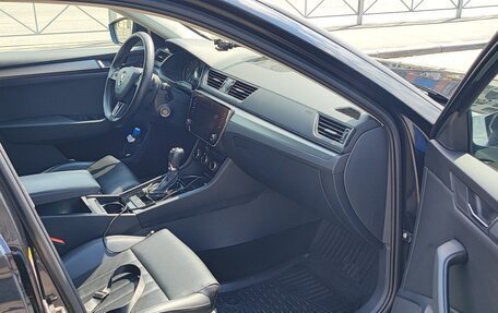 Skoda Superb III рестайлинг, 2018 год, 2 000 000 рублей, 18 фотография