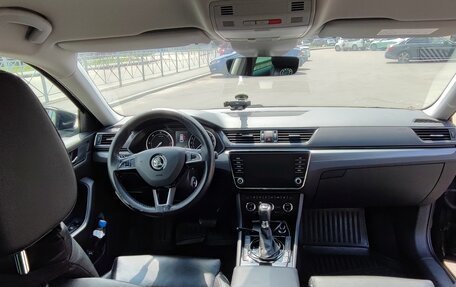 Skoda Superb III рестайлинг, 2018 год, 2 000 000 рублей, 17 фотография