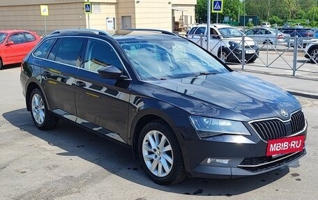 Skoda Superb III рестайлинг, 2018 год, 2 000 000 рублей, 14 фотография