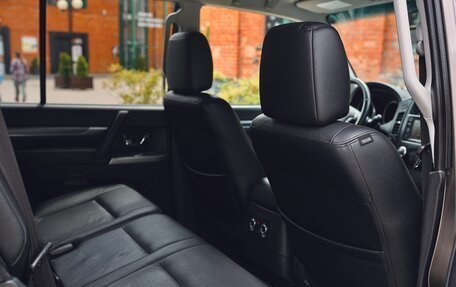 Mitsubishi Pajero IV, 2012 год, 1 899 000 рублей, 24 фотография