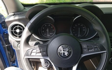 Alfa Romeo Stelvio, 2019 год, 2 410 000 рублей, 13 фотография