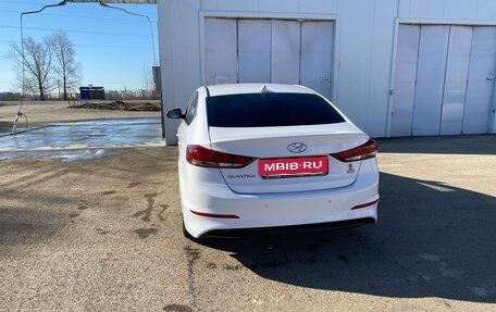 Hyundai Elantra VI рестайлинг, 2018 год, 1 333 000 рублей, 2 фотография