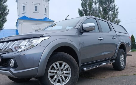 Mitsubishi L200 IV рестайлинг, 2015 год, 1 930 000 рублей, 1 фотография
