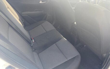 KIA Rio IV, 2018 год, 850 000 рублей, 8 фотография