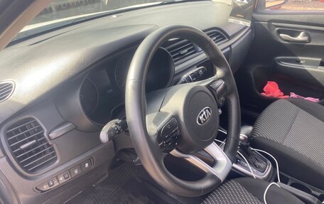 KIA Rio IV, 2018 год, 850 000 рублей, 12 фотография