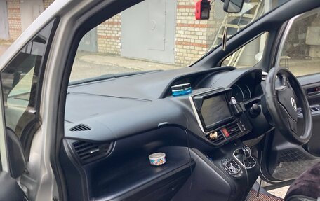 Toyota Noah III, 2014 год, 1 500 000 рублей, 9 фотография
