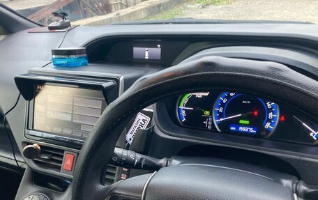Toyota Noah III, 2014 год, 1 500 000 рублей, 8 фотография