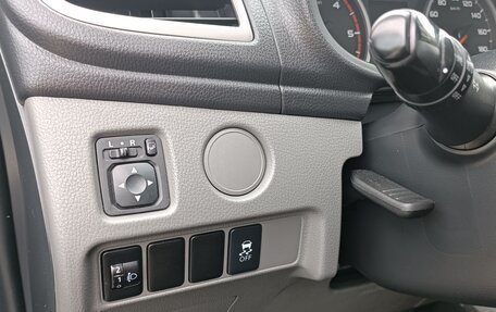 Mitsubishi L200 IV рестайлинг, 2015 год, 1 930 000 рублей, 15 фотография