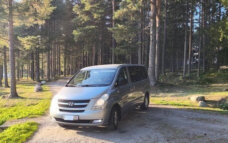 Hyundai Grand Starex Grand Starex I рестайлинг 2, 2012 год, 1 950 000 рублей, 11 фотография