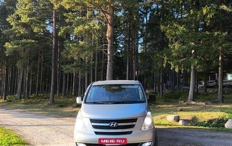 Hyundai Grand Starex Grand Starex I рестайлинг 2, 2012 год, 1 950 000 рублей, 9 фотография
