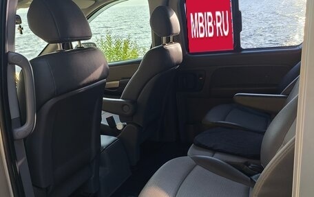 Hyundai Grand Starex Grand Starex I рестайлинг 2, 2012 год, 1 950 000 рублей, 16 фотография