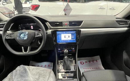 Skoda Superb III рестайлинг, 2024 год, 2 510 000 рублей, 4 фотография