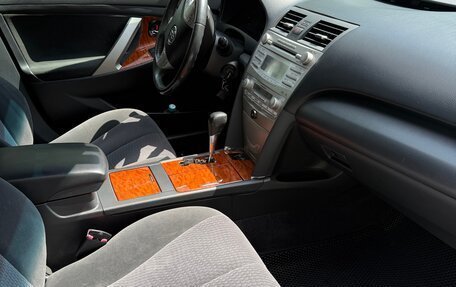 Toyota Camry, 2010 год, 1 150 000 рублей, 8 фотография