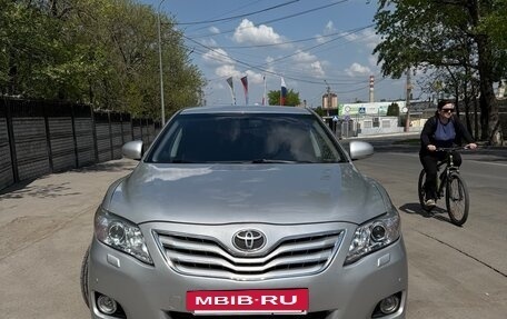 Toyota Camry, 2010 год, 1 150 000 рублей, 3 фотография