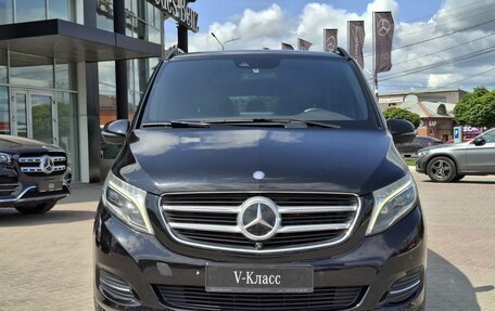 Mercedes-Benz V-Класс, 2016 год, 5 190 000 рублей, 2 фотография