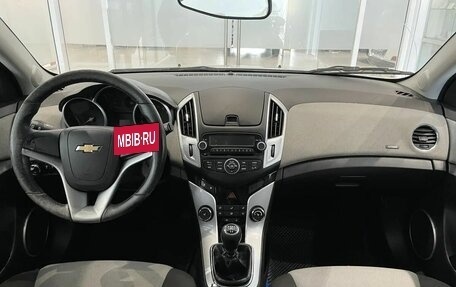 Chevrolet Cruze II, 2014 год, 577 000 рублей, 5 фотография