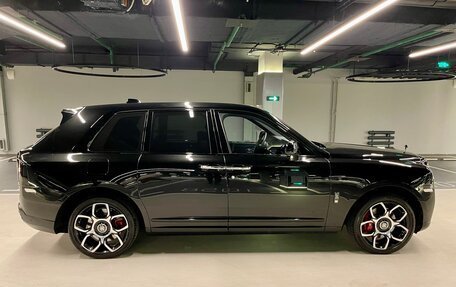 Rolls-Royce Cullinan, 2020 год, 39 000 000 рублей, 4 фотография