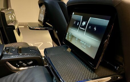Rolls-Royce Cullinan, 2020 год, 39 000 000 рублей, 18 фотография