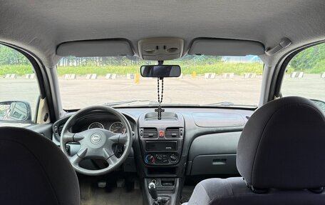 Nissan Almera, 2004 год, 385 000 рублей, 9 фотография