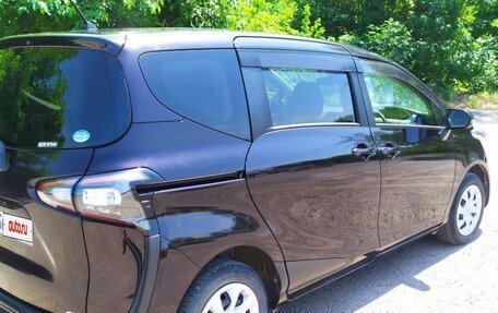 Toyota Sienta II, 2017 год, 1 499 000 рублей, 3 фотография