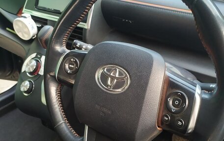 Toyota Sienta II, 2017 год, 1 499 000 рублей, 8 фотография