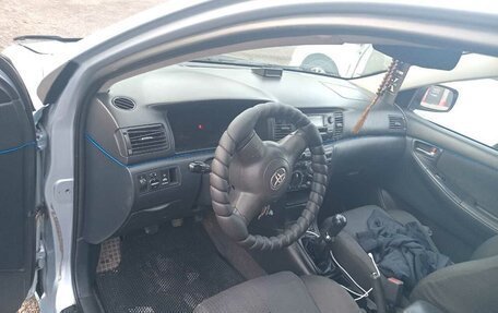Toyota Corolla, 2005 год, 460 000 рублей, 3 фотография
