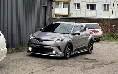 Toyota C-HR I рестайлинг, 2017 год, 2 200 000 рублей, 1 фотография