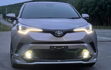 Toyota C-HR I рестайлинг, 2017 год, 2 200 000 рублей, 7 фотография