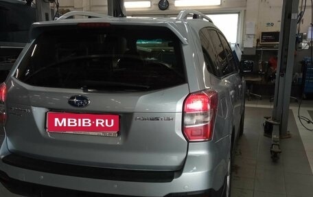 Subaru Forester, 2014 год, 1 230 000 рублей, 3 фотография
