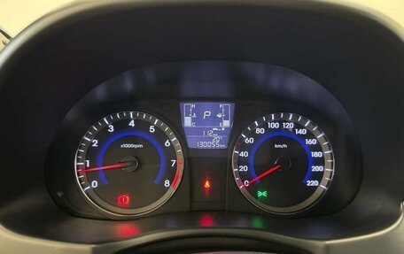 Hyundai Solaris II рестайлинг, 2015 год, 1 090 000 рублей, 15 фотография