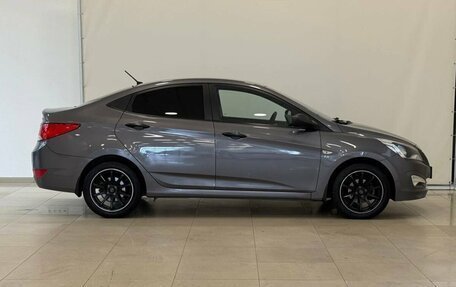 Hyundai Solaris II рестайлинг, 2015 год, 1 090 000 рублей, 11 фотография