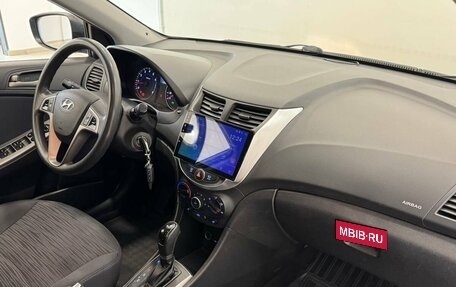 Hyundai Solaris II рестайлинг, 2015 год, 1 090 000 рублей, 13 фотография