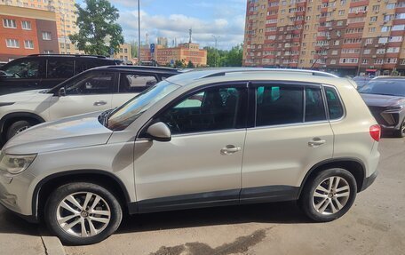 Volkswagen Tiguan I, 2010 год, 1 000 000 рублей, 4 фотография