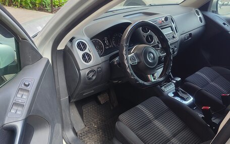Volkswagen Tiguan I, 2010 год, 1 000 000 рублей, 11 фотография