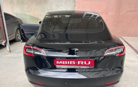 Tesla Model 3 I, 2019 год, 3 750 000 рублей, 2 фотография