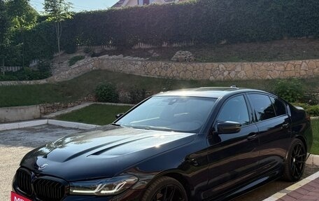 BMW 5 серия, 2021 год, 4 200 000 рублей, 2 фотография