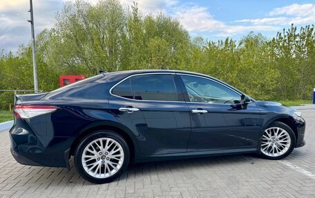Toyota Camry, 2019 год, 3 040 000 рублей, 9 фотография