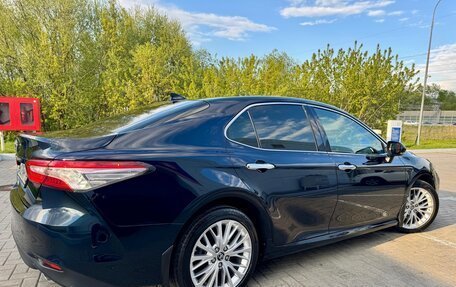 Toyota Camry, 2019 год, 3 040 000 рублей, 6 фотография