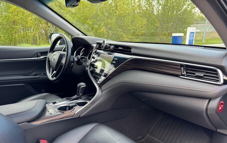 Toyota Camry, 2019 год, 3 040 000 рублей, 14 фотография