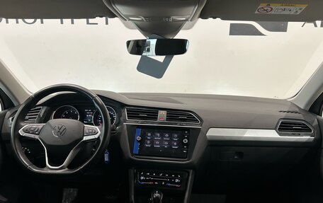 Volkswagen Tiguan II, 2021 год, 2 699 000 рублей, 15 фотография