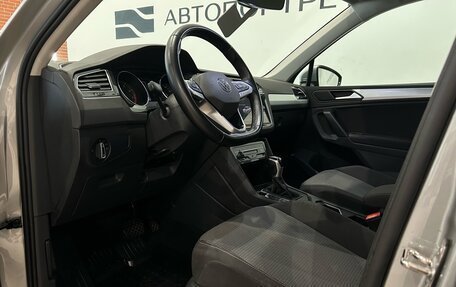 Volkswagen Tiguan II, 2021 год, 2 699 000 рублей, 13 фотография