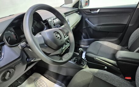 Skoda Rapid II, 2021 год, 1 427 000 рублей, 10 фотография