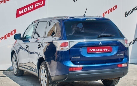 Mitsubishi Outlander III рестайлинг 3, 2014 год, 1 540 000 рублей, 6 фотография