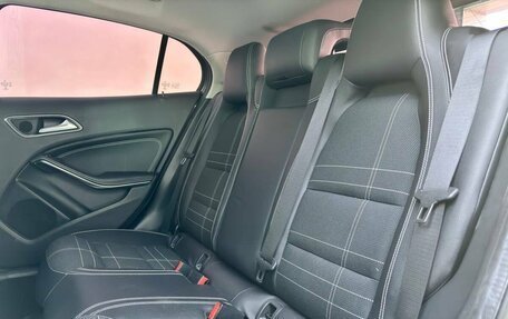 Mercedes-Benz GLA, 2014 год, 1 949 000 рублей, 15 фотография
