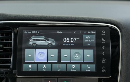 Mitsubishi Outlander III рестайлинг 3, 2022 год, 3 590 000 рублей, 20 фотография