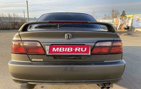 Honda Accord VII рестайлинг, 1997 год, 650 000 рублей, 13 фотография